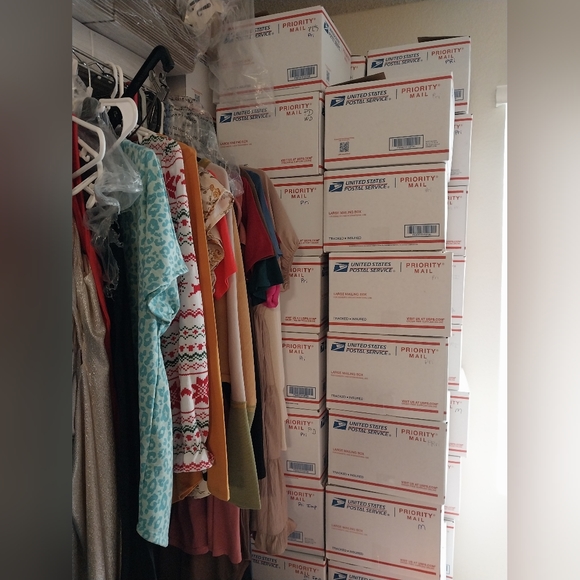 # 304 ⭐🍀Women's Not So Mystery, Mystery Box - Picture 3 of 10